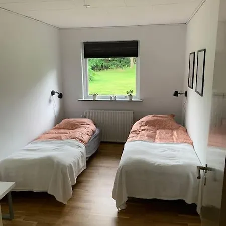 בית נופש Solhoj - A Nice Quite Place Just Outside *